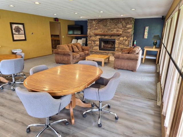 940 BABCOCK STREET, Neenah, WI 54956