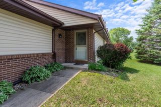 612 WELLINGTON DRIVE, West Bend, WI 53090