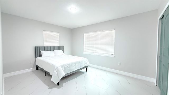 4312 E GROVE VIEW AVENUE, Tampa, FL 33617