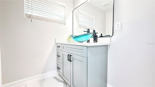 4312 E GROVE VIEW AVENUE, Tampa, FL 33617