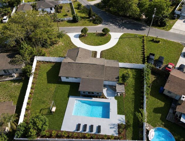 4312 E GROVE VIEW AVENUE, Tampa, FL 33617