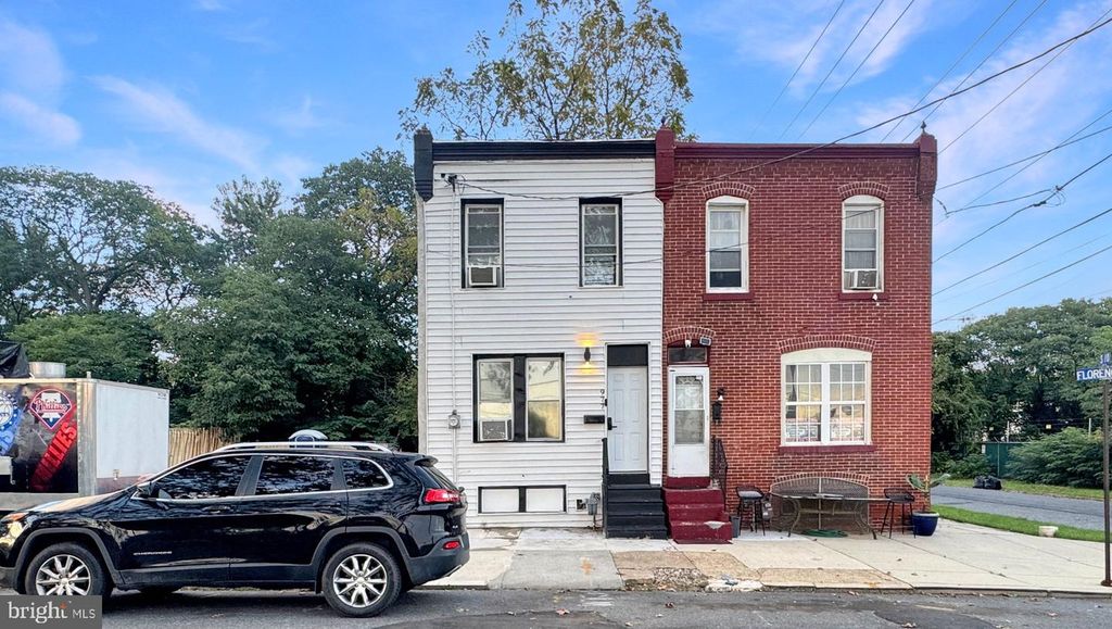 977 FLORENCE ST S, CAMDEN, NJ 08104 — photo 2