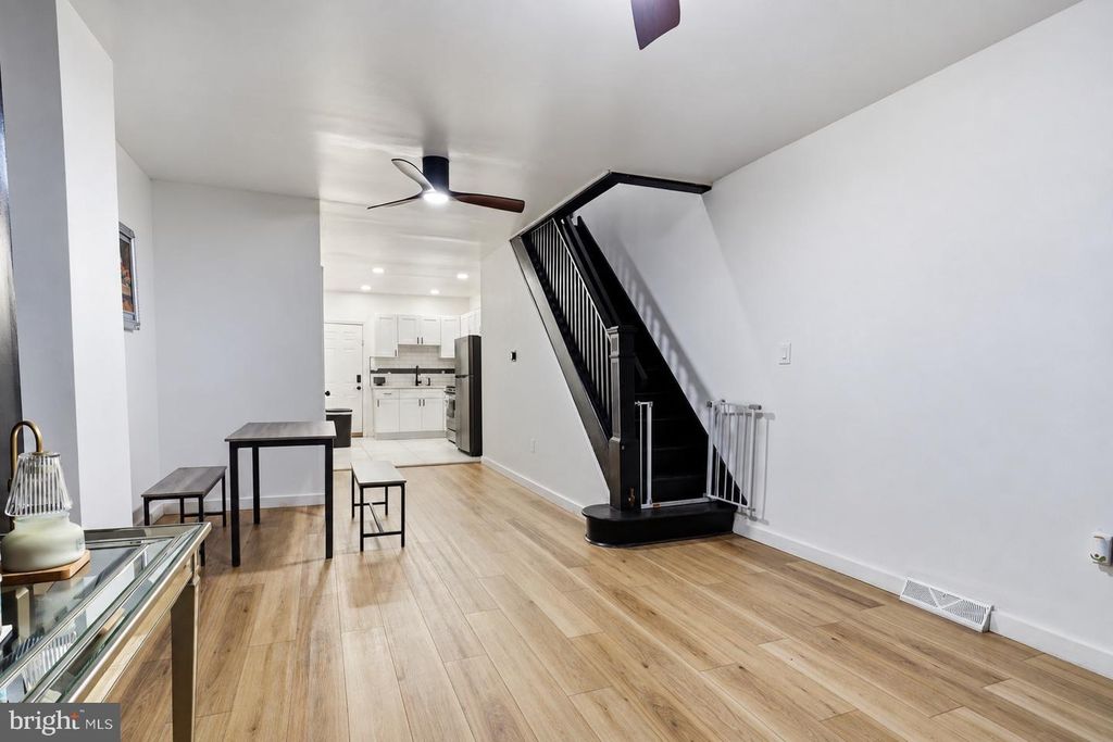 977 FLORENCE ST S, CAMDEN, NJ 08104 — photo 4