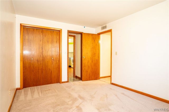 1040 Reserve Road 1, West Seneca, NY 14224
