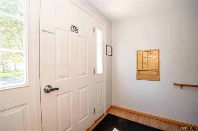 1040 Reserve Road 1, West Seneca, NY 14224