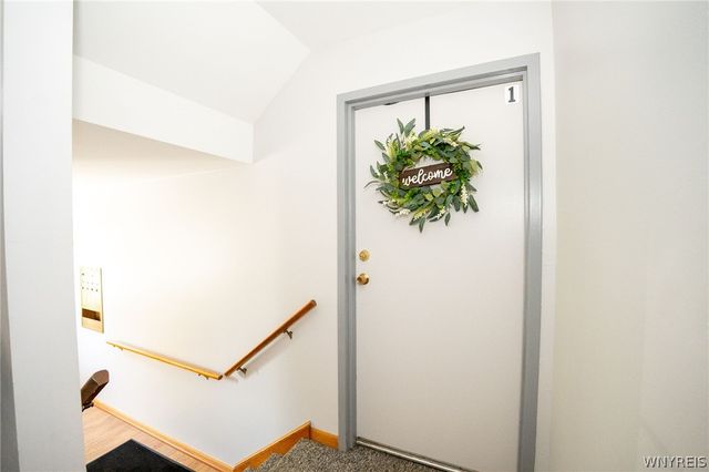 1040 Reserve Road 1, West Seneca, NY 14224