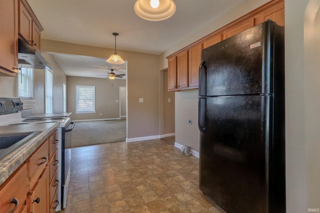 645 S Fares Avenue, Evansville, IN 47714