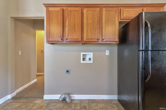 645 S Fares Avenue, Evansville, IN 47714