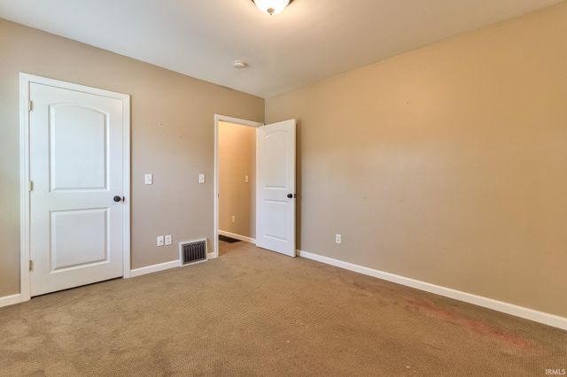 645 S Fares Avenue, Evansville, IN 47714