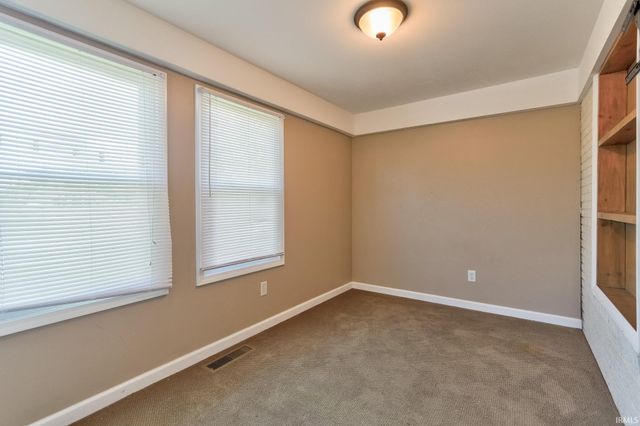 645 S Fares Avenue, Evansville, IN 47714