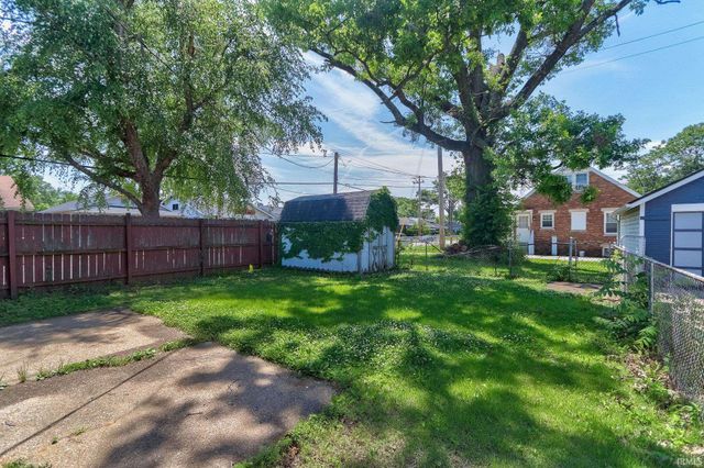 645 S Fares Avenue, Evansville, IN 47714