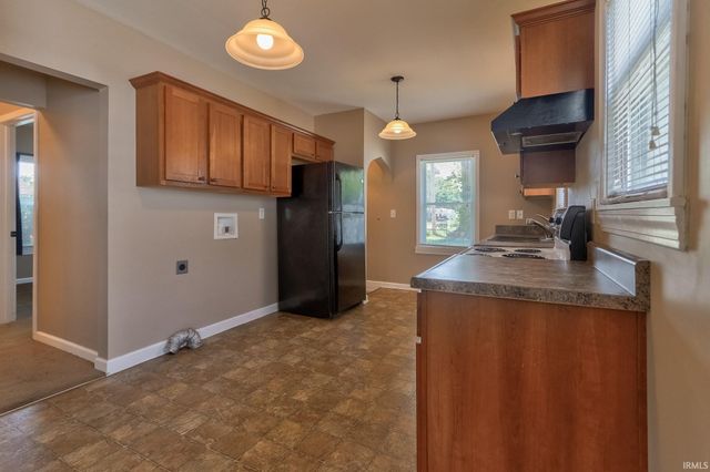 645 S Fares Avenue, Evansville, IN 47714