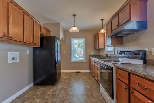 645 S Fares Avenue, Evansville, IN 47714