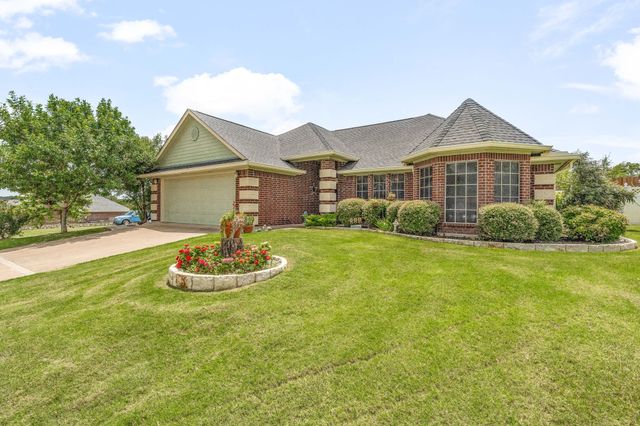1100 Huffman Drive, Glen Rose, TX 76043