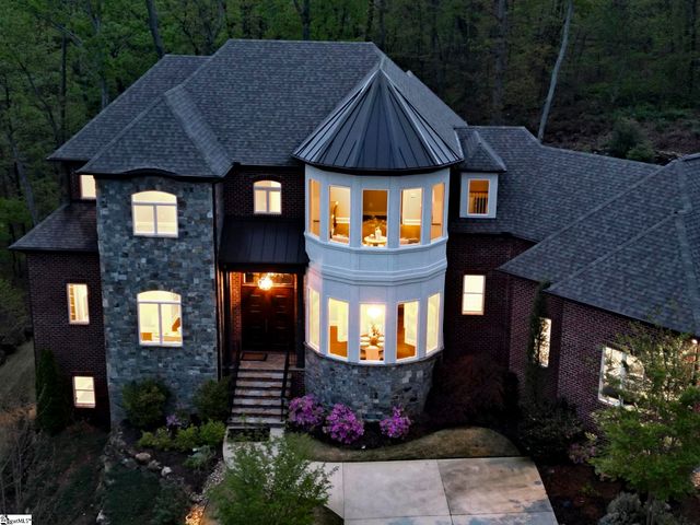 8 Marsala Court, Greenville, SC 29609