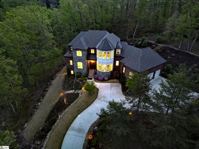 8 Marsala Court, Greenville, SC 29609