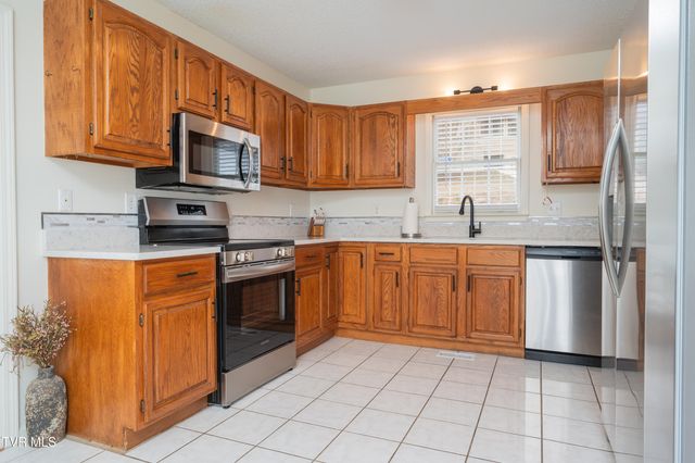 744 Stuffle Street, Kingsport, TN 37660