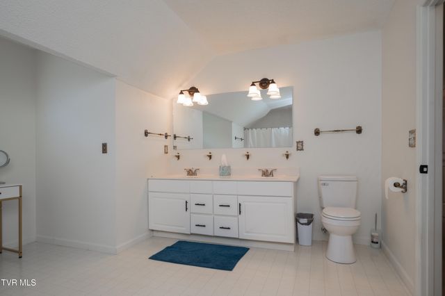 744 Stuffle Street, Kingsport, TN 37660