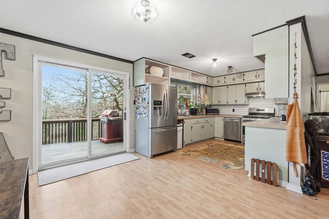 6 North Drive, Conway, AR 72034