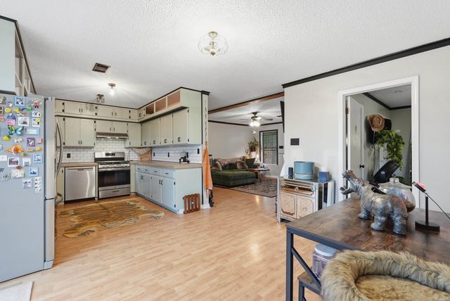 6 North Drive, Conway, AR 72034