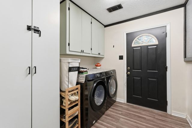 6 North Drive, Conway, AR 72034