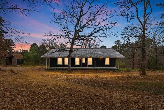 6 North Drive, Conway, AR 72034