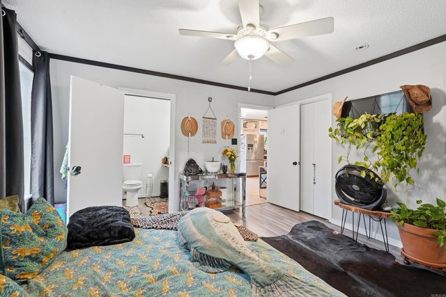 6 North Drive, Conway, AR 72034