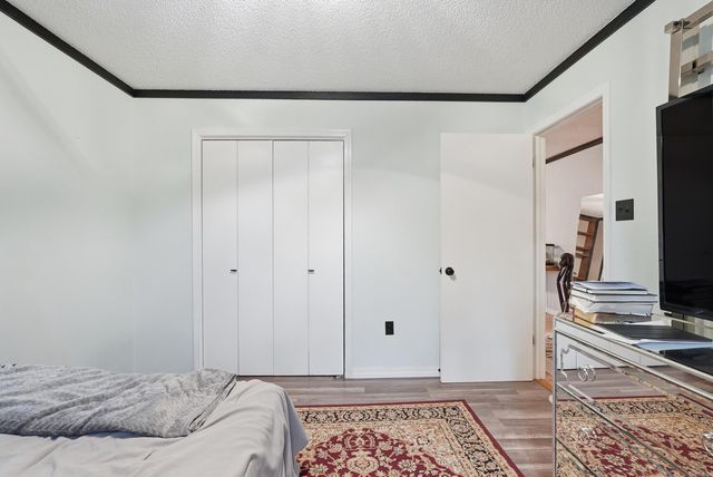 6 North Drive, Conway, AR 72034