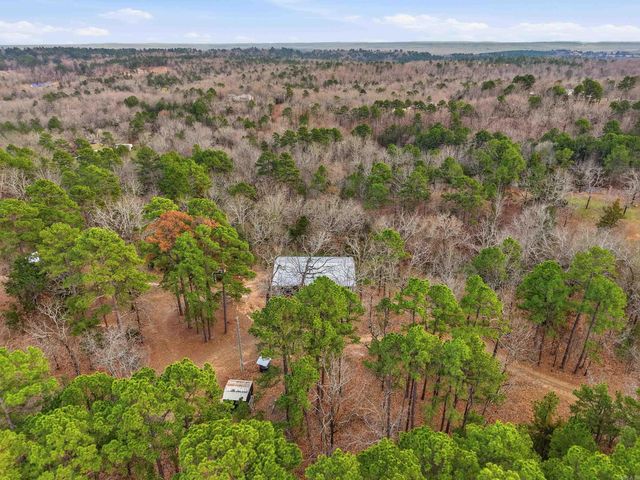 6 North Drive, Conway, AR 72034