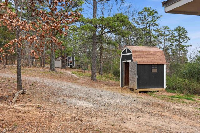 6 North Drive, Conway, AR 72034