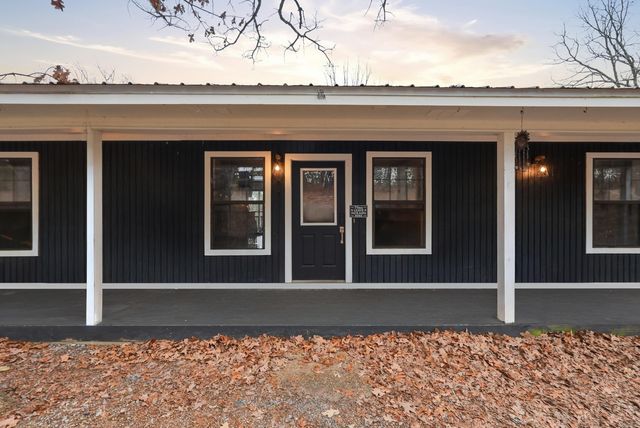 6 North Drive, Conway, AR 72034