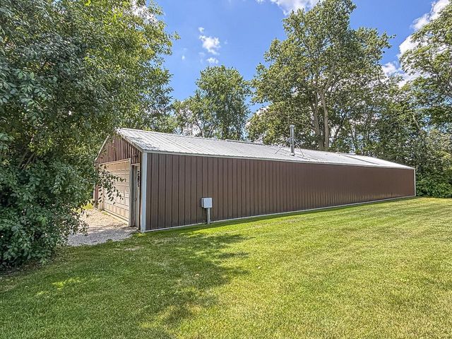 N5833 County Road F, Sullivan, WI 53178
