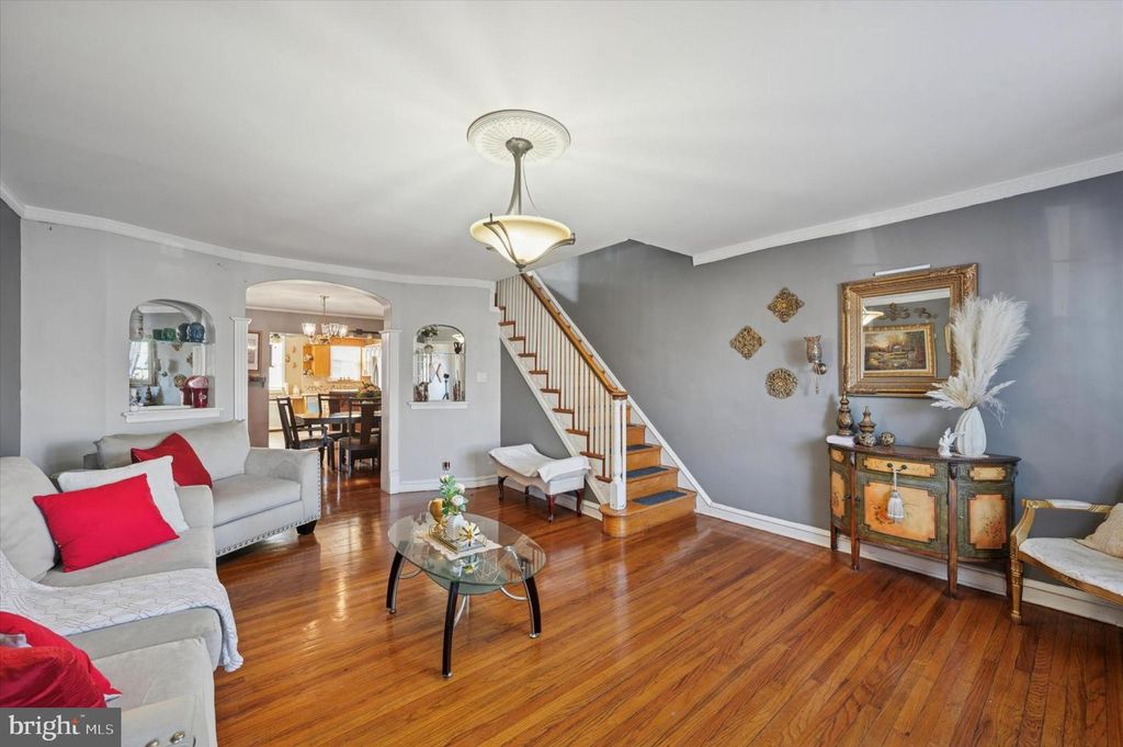 1216 KNORR ST, Philadelphia, PA 19111