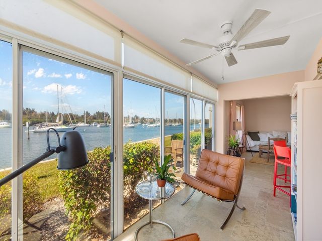 200 Greytwig Road 109, Vero Beach, FL 32963