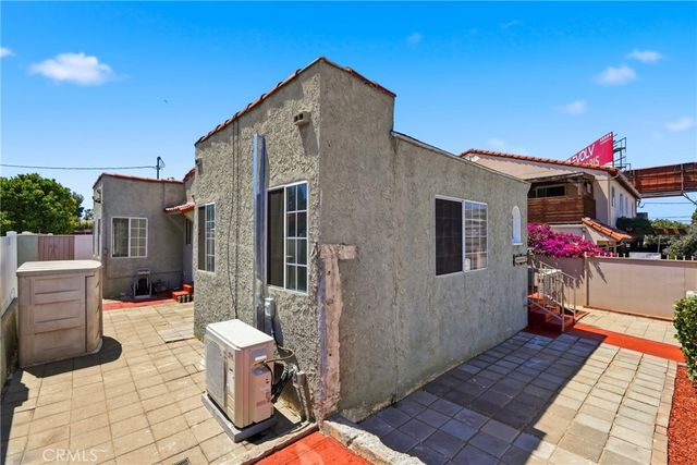 26051 Governor Ave., Harbor City, CA 90710
