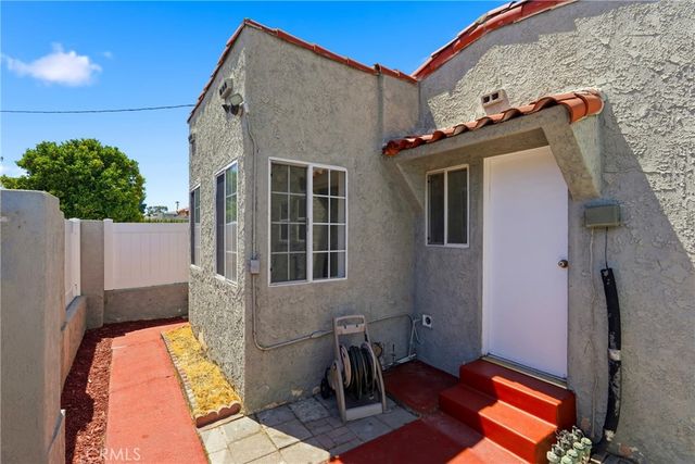 26051 Governor Ave., Harbor City, CA 90710