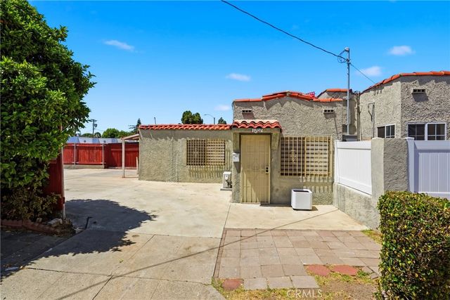 26051 Governor Ave., Harbor City, CA 90710