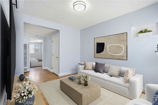 26051 Governor Ave., Harbor City, CA 90710