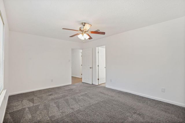 9731 Shell Rock Road, La Porte, TX 77571