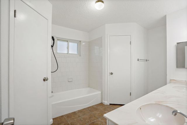 9731 Shell Rock Road, La Porte, TX 77571