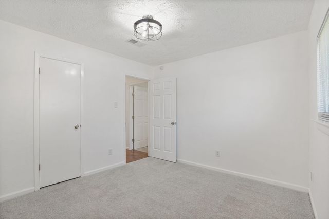 9731 Shell Rock Road, La Porte, TX 77571