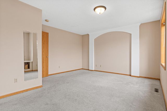 630 Knights Bridge Road, New Brighton, MN 55112