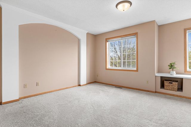 630 Knights Bridge Road, New Brighton, MN 55112