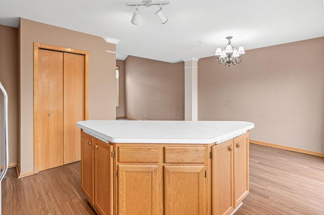 630 Knights Bridge Road, New Brighton, MN 55112