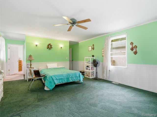 601 Holly Bush Drive, Holly Village, MI 48442