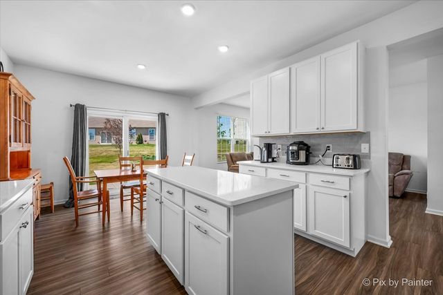8538 Stillwater Road, Wonder Lake, IL 60097