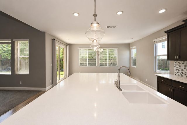 3488 Lincoln Avenue, Clovis, CA 93619
