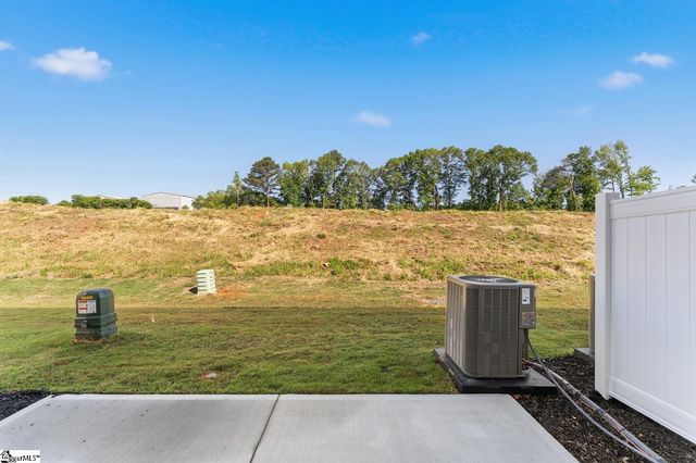 47 Nonnington Way, Taylors, SC 29687