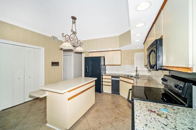 7669 FAIRWAY WOODS DRIVE 704, Sarasota, FL 34238