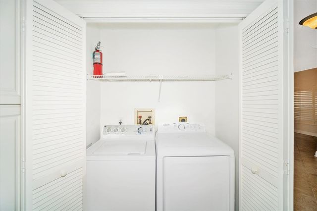 7669 FAIRWAY WOODS DRIVE 704, Sarasota, FL 34238